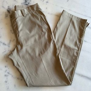 Nike Standard Khaki Golf Pants Size 30 x 32